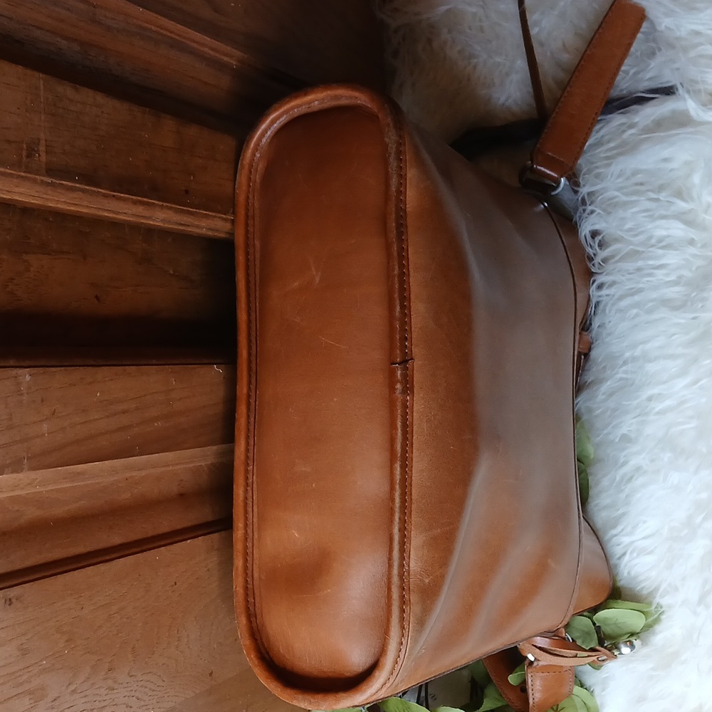BRIGHTON LEATHER PURSE - Picture 5 of 12
